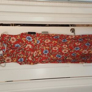 Floral Sleeveless Maxi Dress